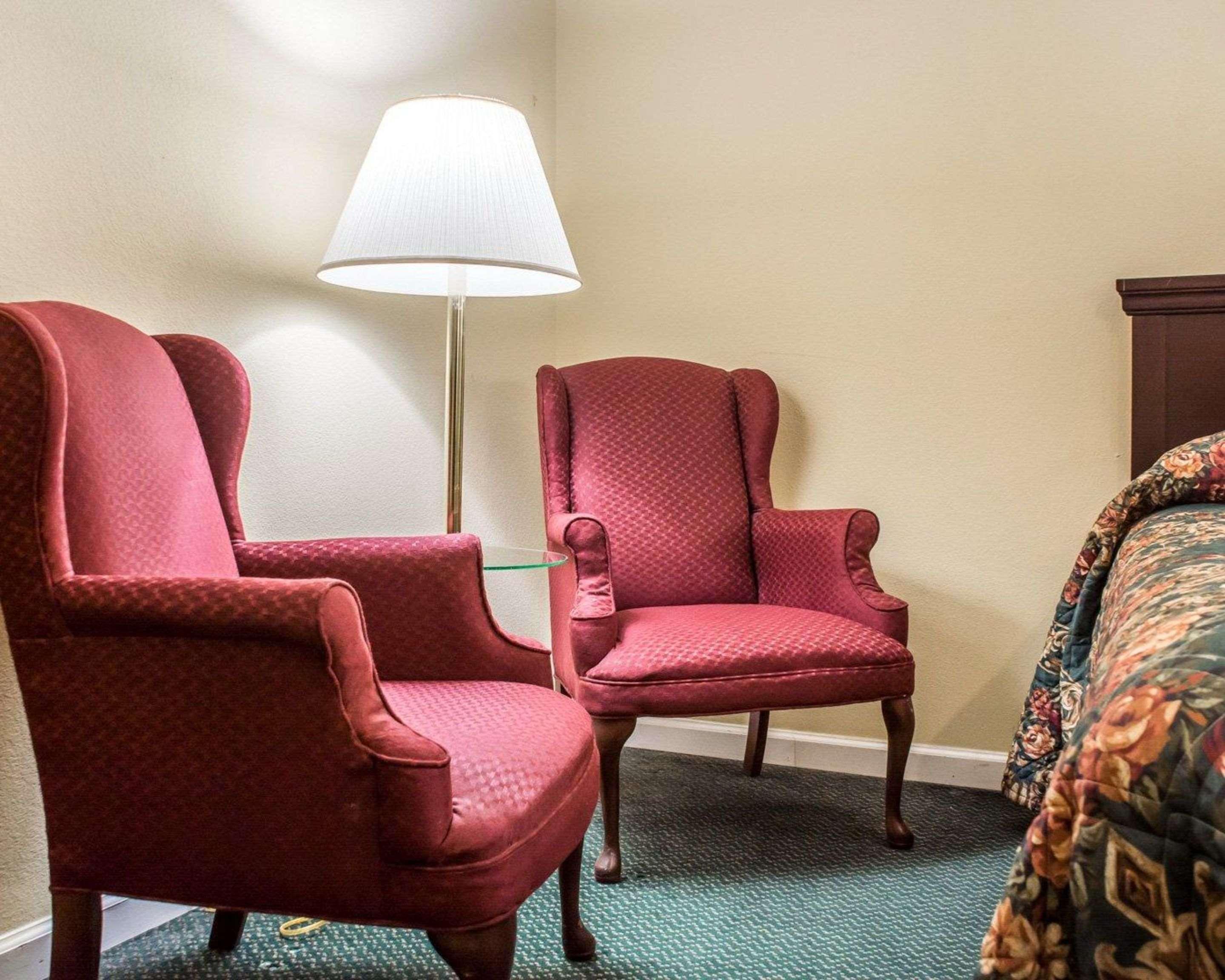 Econo Lodge & Suites Airport North Syracuse Exteriér fotografie