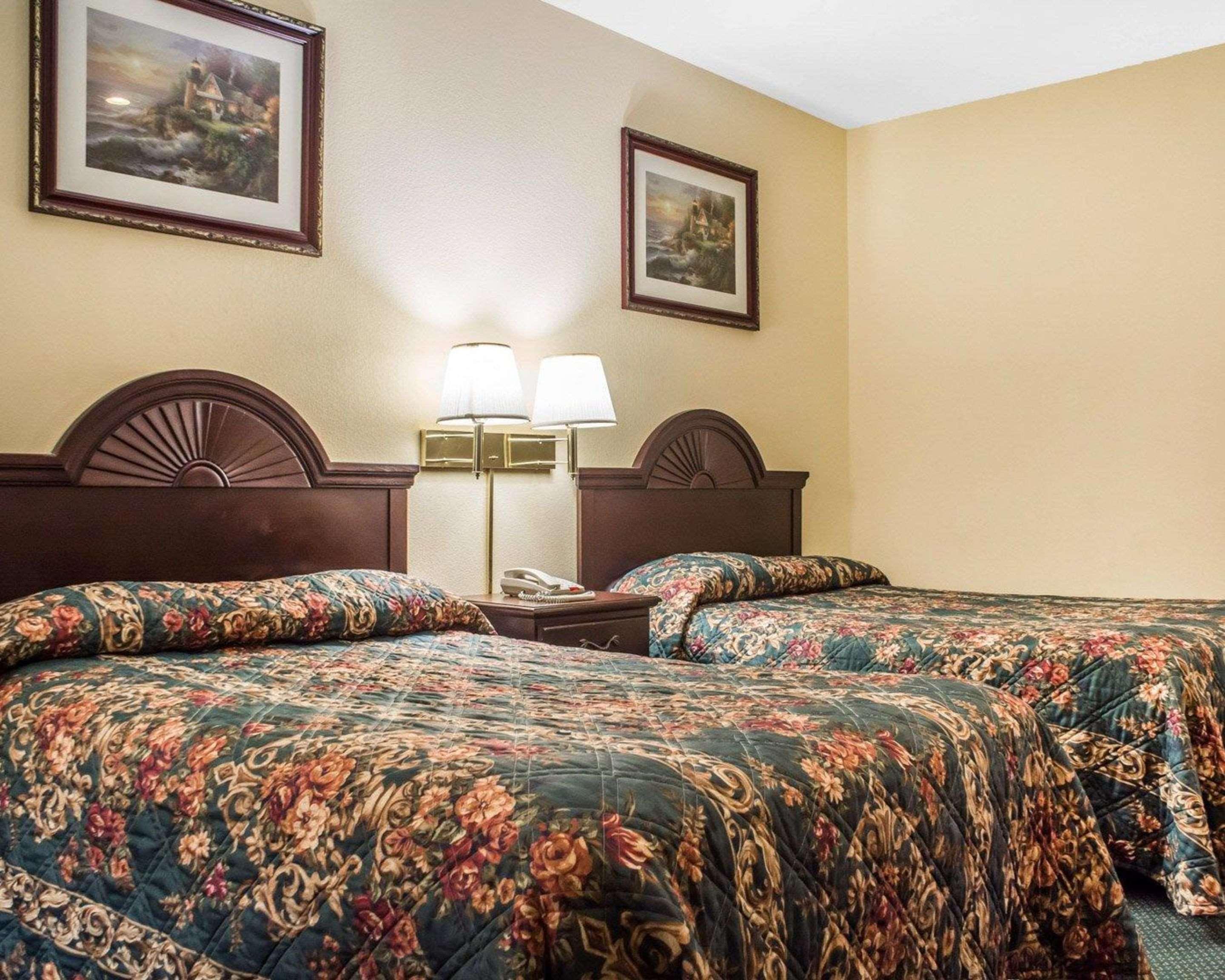 Econo Lodge & Suites Airport North Syracuse Exteriér fotografie