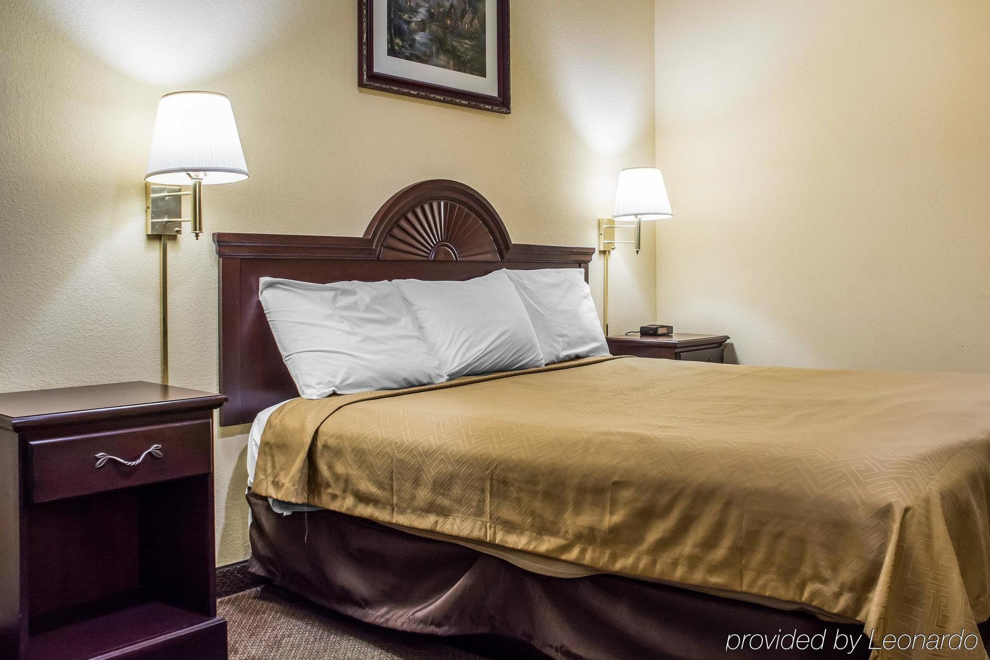 Econo Lodge & Suites Airport North Syracuse Exteriér fotografie